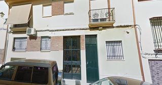 Pis a Aguilar de la Frontera. Piso en venta en calle camino viejo en el pueblo de aguilar de l