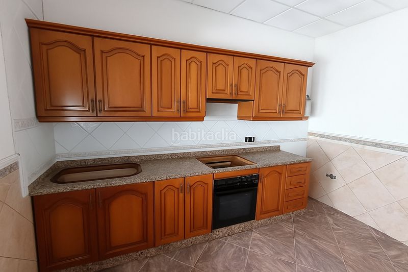 Foto 6c43435e-b043-485b-a6c3-66a981d9a914. Casa a Montilla