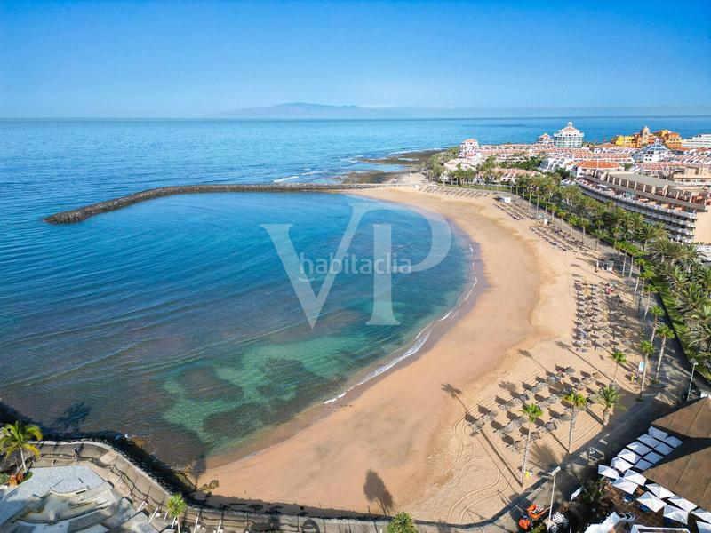 Foto 2dfbea67-f930-4147-812b-159666be9592. Rez-de-chaussée avec piscine dans Los Cristianos Arona