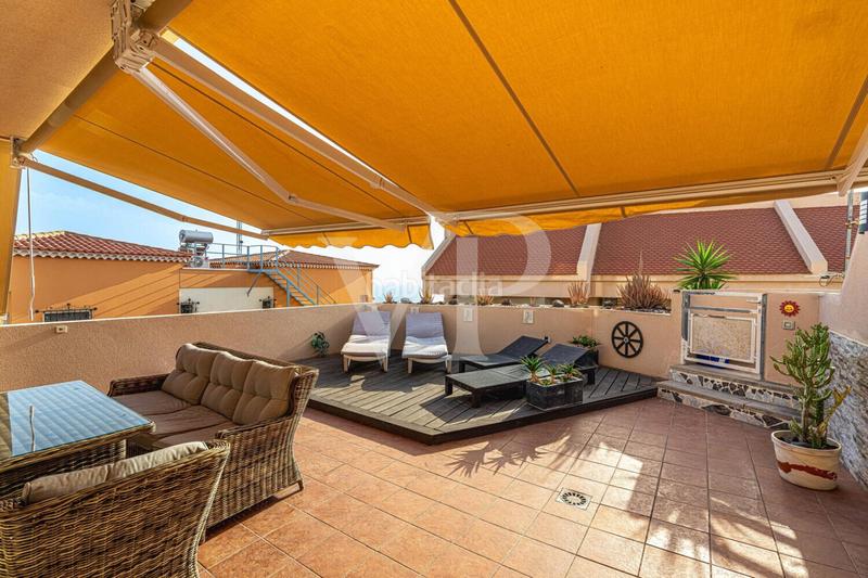 Foto 46492070-05d1-40cf-b622-af1e240ebe55. Casa a schiera con parcheggio in Puerto de Santiago Santiago del Teide