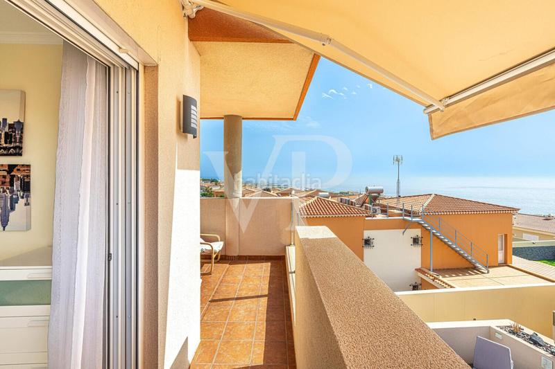 Foto 5f4a4fe3-881f-4283-9080-7eff3cff295c. Casa a schiera con parcheggio in Puerto de Santiago Santiago del Teide