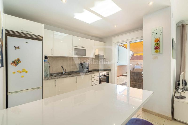 Foto b543caad-27d3-4314-a8f9-71c8b9816d98. Casa a schiera con parcheggio in Puerto de Santiago Santiago del Teide