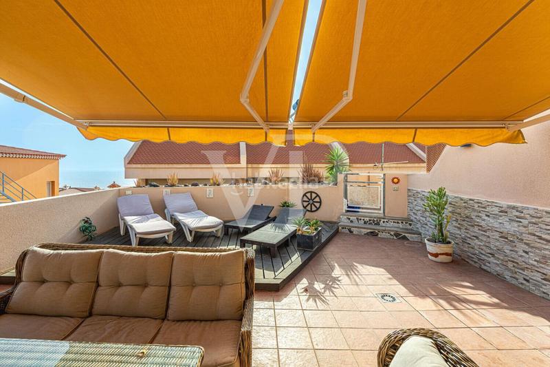 Foto d69a0430-ad54-4a39-8ee2-c50dcd6bbcf3. Casa a schiera con parcheggio in Puerto de Santiago Santiago del Teide