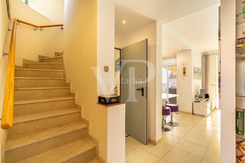 Foto f5952853-a323-4777-9fee-5a9fd76dcfdb. Casa a schiera con parcheggio in Puerto de Santiago Santiago del Teide