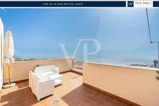 Casa adossada a Puerto de Santiago. Encantadora casa adosada en esquina con vistas al mar en puerto