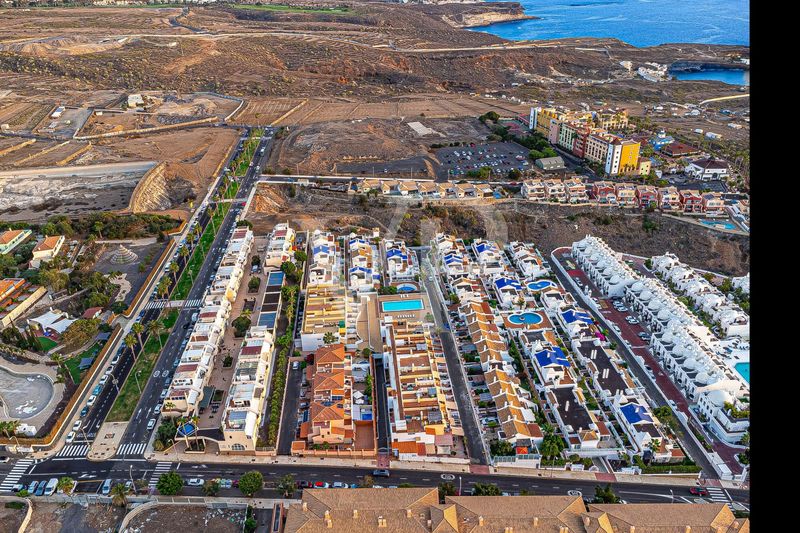 Foto be68081e-ea86-4eb5-8b89-16a9ec01e093. Planta baixa a Callao Salvaje - Playa Paraíso Adeje