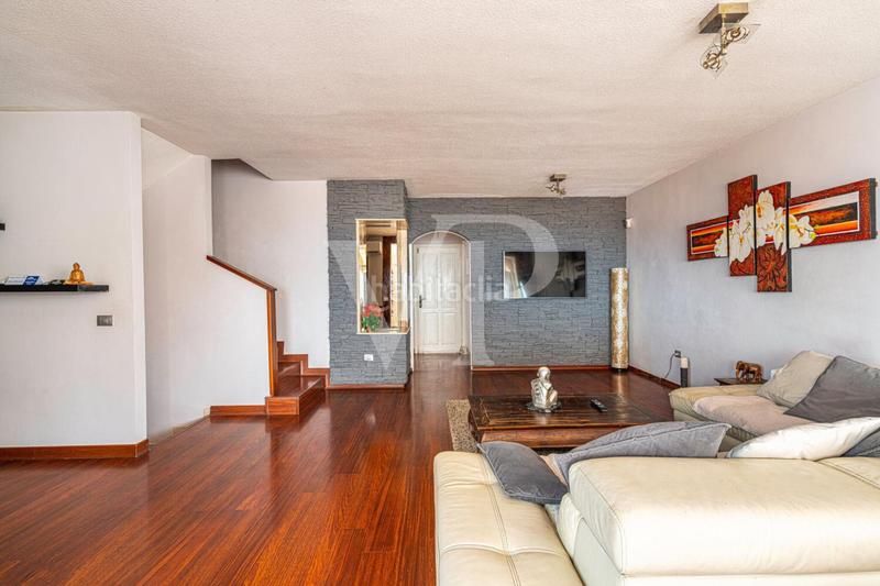 Foto 0e286d04-97aa-4105-a606-e6c3899f2b96. Casa bifamiliare con parcheggio in Torviscas Centro y Alto Adeje