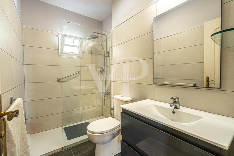 Foto 15006e07-1bc4-4df0-81c2-b720d305505b. Casa bifamiliare con parcheggio in Torviscas Centro y Alto Adeje