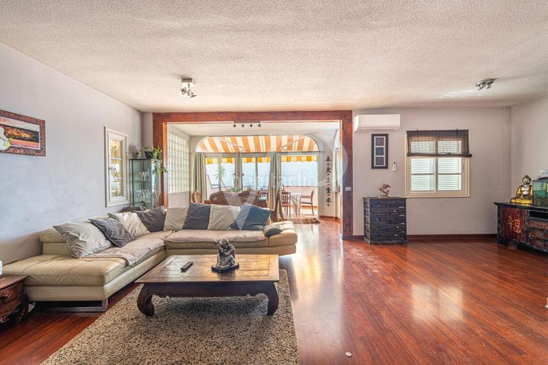 Foto 75d5dcf4-8620-41eb-b8fa-a76c2f37c460. Casa bifamiliare con parcheggio in Torviscas Centro y Alto Adeje