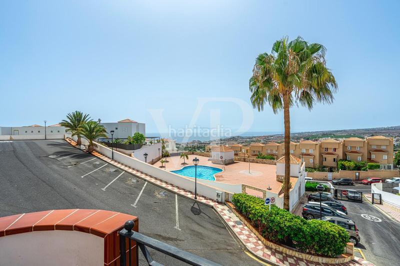 Foto 8b5d1fa0-4668-44cc-b02b-c64914f7163d. Casa bifamiliare con parcheggio in Torviscas Centro y Alto Adeje