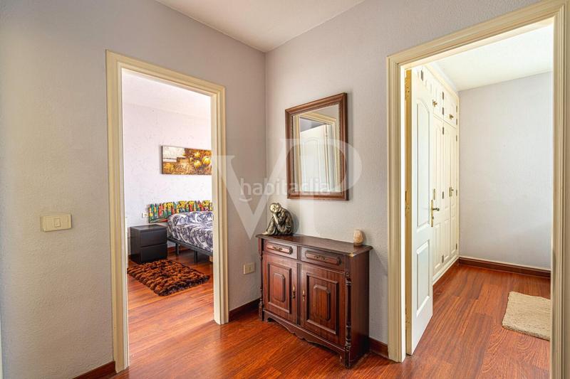 Foto ac034523-914e-49e7-bf47-eeccafbba3bf. Casa bifamiliare con parcheggio in Torviscas Centro y Alto Adeje