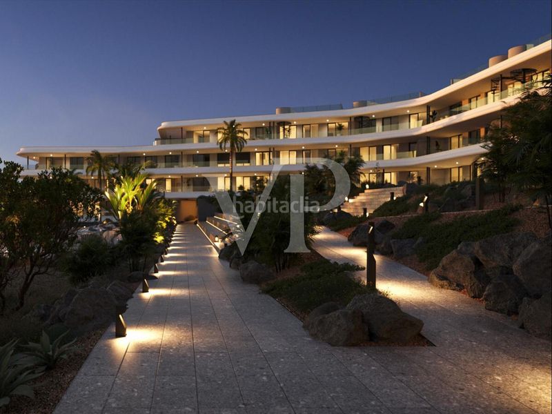 Foto ff5d8521-5e17-4986-9ca9-7c4a8bc3064c. Pis amb aparcament a Playa Fañabé Alto Adeje