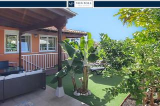 Chalet à Los Cristianos. Chalet reformado con jardín en los cristianos