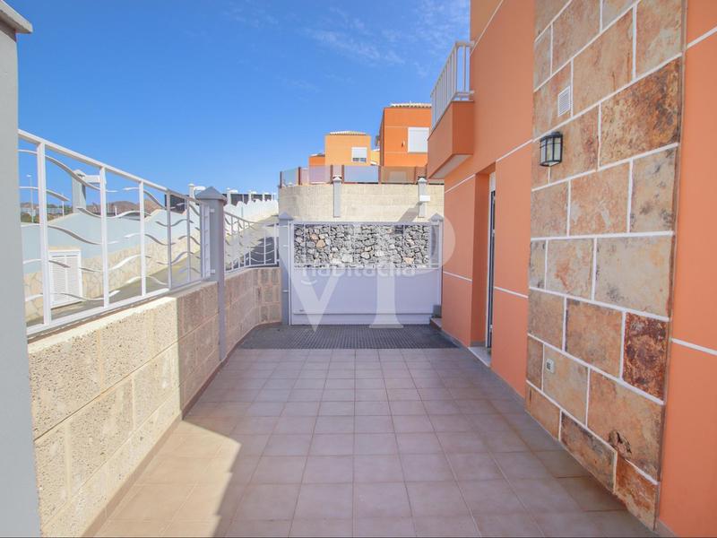 Foto f82d9d44-f7b2-4385-9ff8-b74a6ce41260. Chalet mit heizung in Los Cristianos Arona