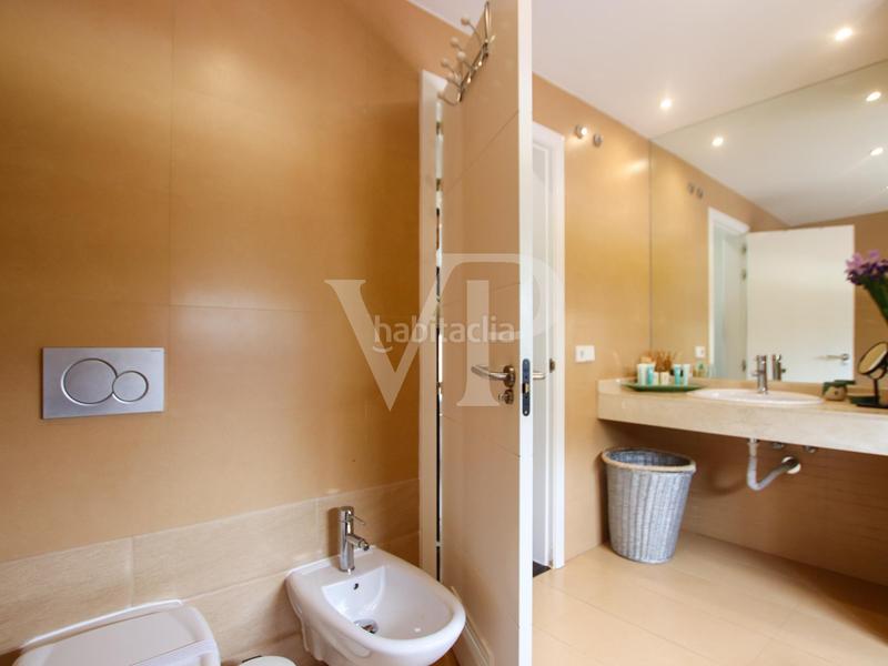 Foto e9d2d552-df35-47d5-86e6-f190b8e55d46. Casa con parcheggio in La Caleta Adeje