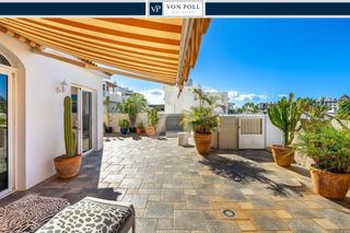 Planta baixa en Casco Urbano. Encantador apartamento de esquina con gran terraza en playa para