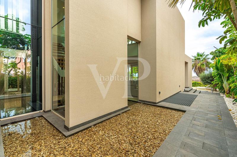 Foto 71eaf9e6-918b-4a32-b58f-5f3573528467. Casa con parcheggio piscina in Casco Urbano Adeje