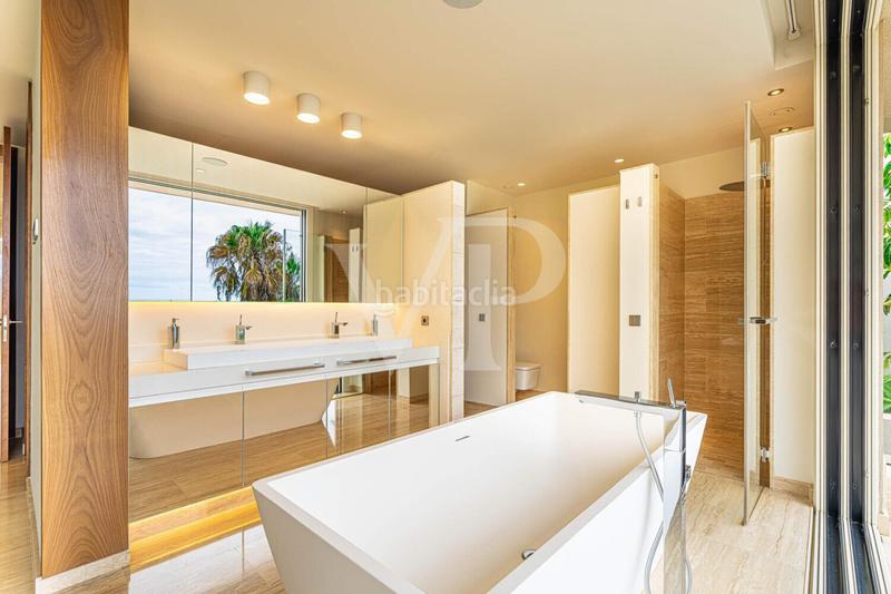 Foto 895bb589-f592-4a5e-b2b9-6d0678e5eeba. Casa con parcheggio piscina in Casco Urbano Adeje