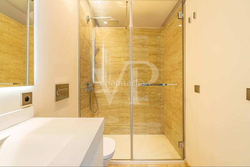 Foto ff87af8a-3932-47cc-b735-db1b7c110153. Casa con parcheggio piscina in Casco Urbano Adeje