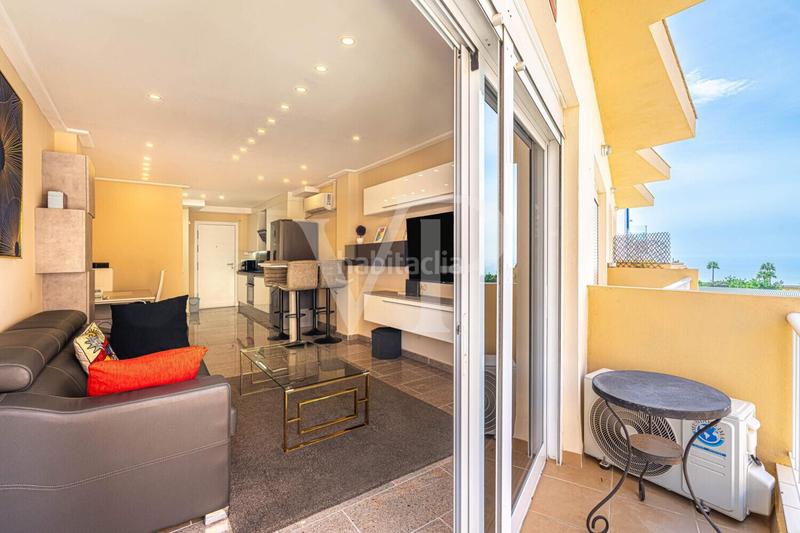 Foto 8f5780a4-0335-41c9-9711-801191653ca2. Attico con parcheggio in Casco Urbano Adeje