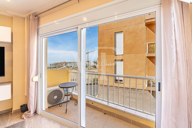 Foto 9b573c10-74a0-4eb8-abfe-d7f9eb401d0d. Attico con parcheggio in Casco Urbano Adeje