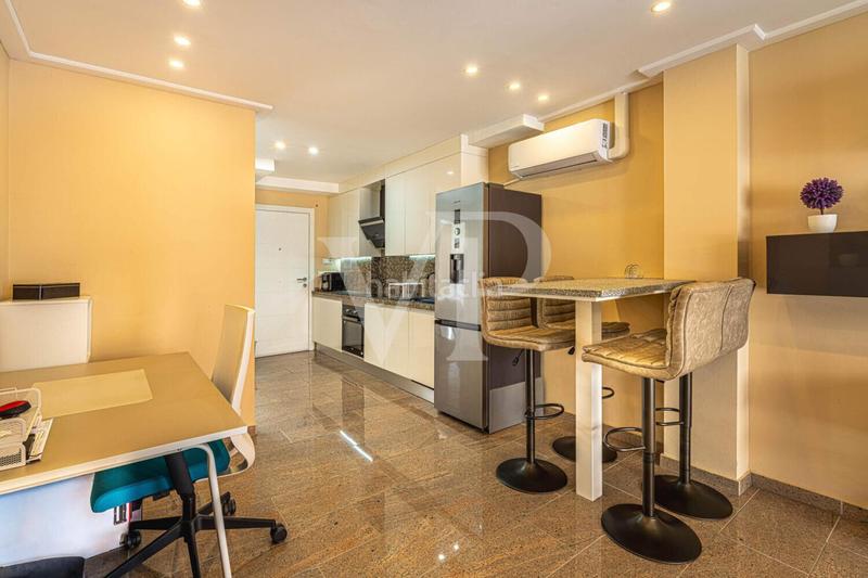 Foto ac48e9cc-650a-4a71-95bb-dbd9952a75a0. Attico con parcheggio in Casco Urbano Adeje