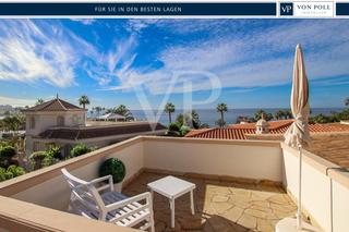 Maison à Playa del Duque. Magnífica villa a pocos pasos de la playa del duque en costa ade