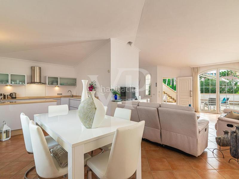 Foto e2ac834b-9551-4133-9e70-3e98e67bd30d. Casa a Playa del Duque Adeje