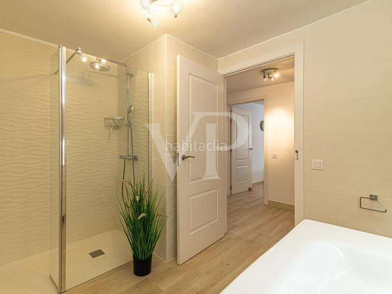 Foto efb115f6-a83c-4e71-9422-6fcb910f2fa4. Casa a Playa del Duque Adeje