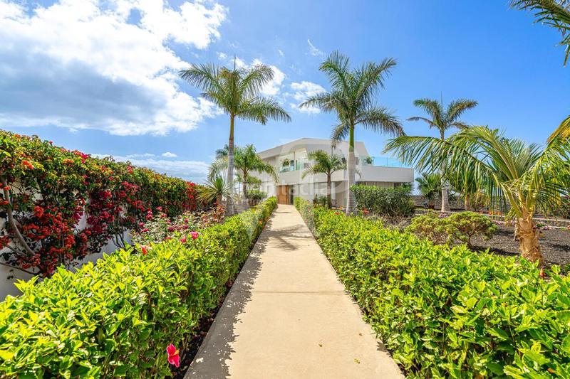 Foto 530afae2-18b5-4826-bfa7-1558ddd8f7ef. Casa amb aparcament a Casco Urbano Adeje