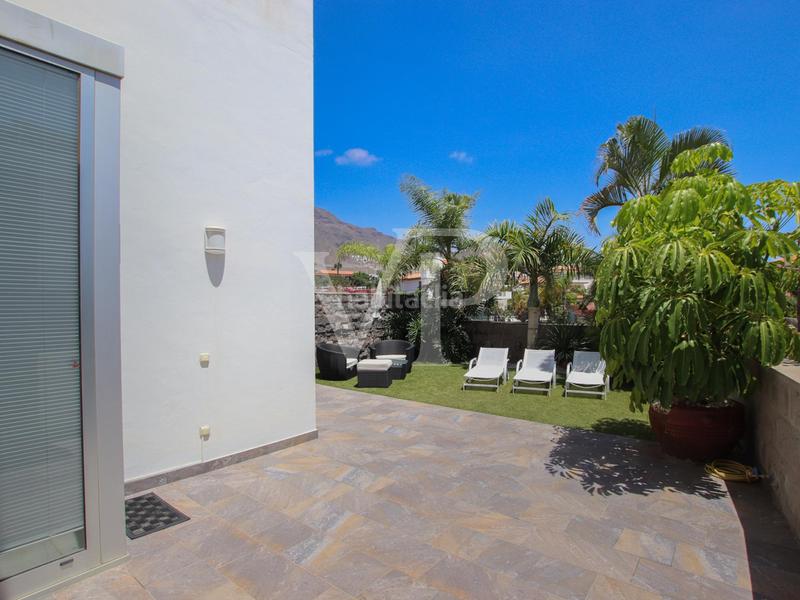 Foto 8675f9af-f281-4b67-8b48-b8a6eab77d9e. Casa con parcheggio in La Caleta Adeje