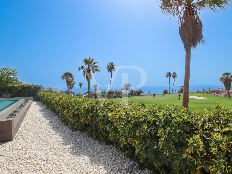 Foto 03b2cd68-21dc-4053-9443-6085999896db. Terreny residencial a Playa del Duque Adeje