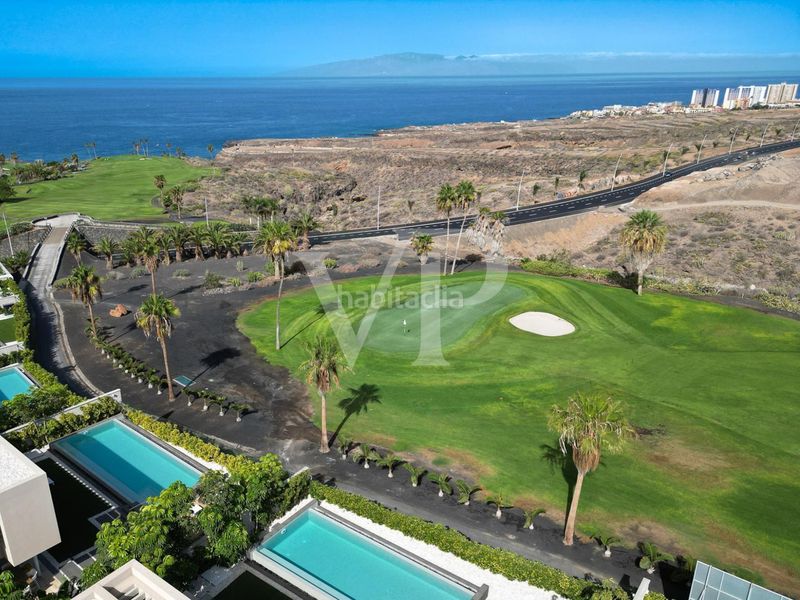 Foto 2857239d-f7f8-40e0-85c2-ead914a6406f. Terreny residencial a Playa del Duque Adeje