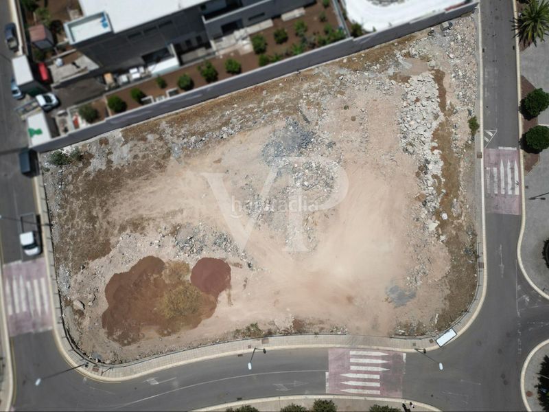 Foto f6bc61c6-4a0b-4952-af4f-c452edc323ab. Terreny residencial a Playa del Duque Adeje