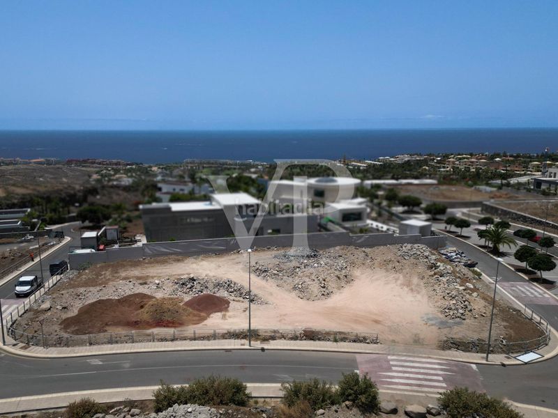 Foto fec1eb69-6467-4090-bcb7-ac3e671cfae1. Terreny residencial a Playa del Duque Adeje