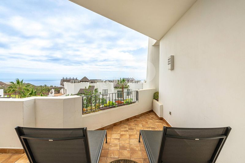 Foto 02f1bdf3-f9db-48ac-ad34-67b18cd38172. Pis amb aparcament a Abama Guía de Isora