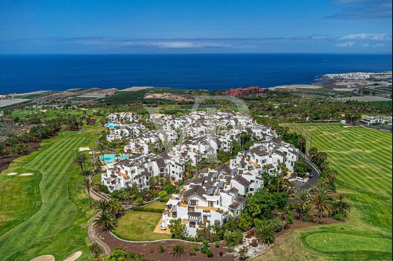 Foto 2f5e5035-c61d-46e4-8e9e-f768a87344ac. Pis amb aparcament a Abama Guía de Isora