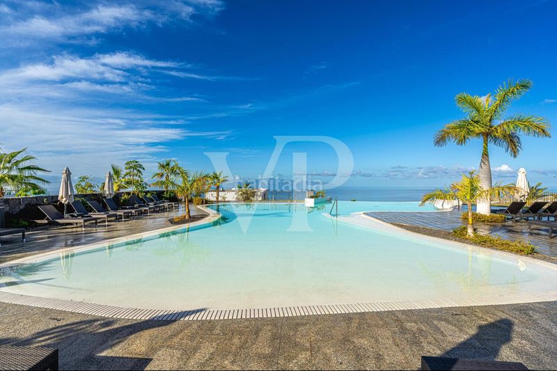 Foto f4af8392-8bce-4f10-9159-417dd2c17a3a. Pis amb aparcament a Abama Guía de Isora