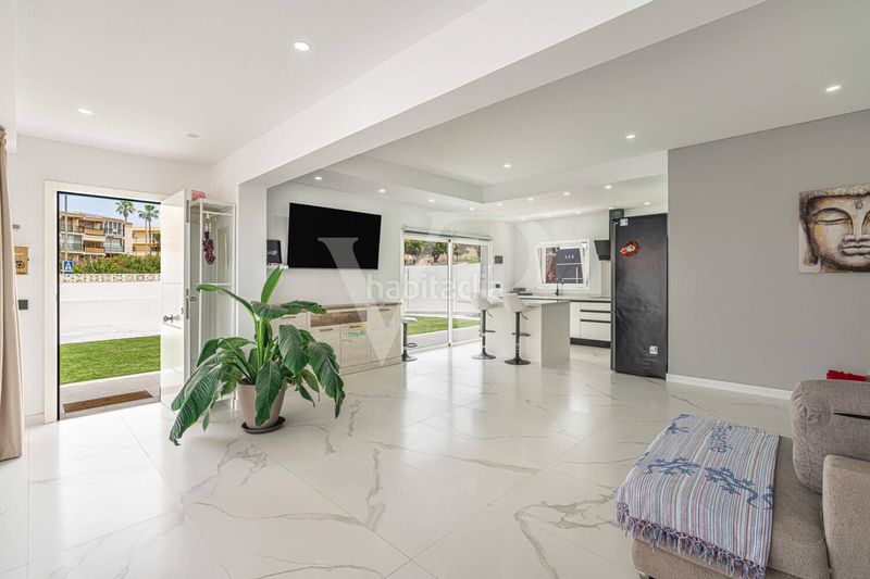 Foto 50b56622-d242-4e1f-97fc-8af6e8c758b3. Casa amb aparcament a San Eugenio Alto Adeje