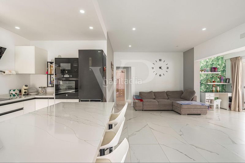 Foto 72623e7c-a66b-44fe-8e65-9389ce7ea1de. Casa amb aparcament a San Eugenio Alto Adeje