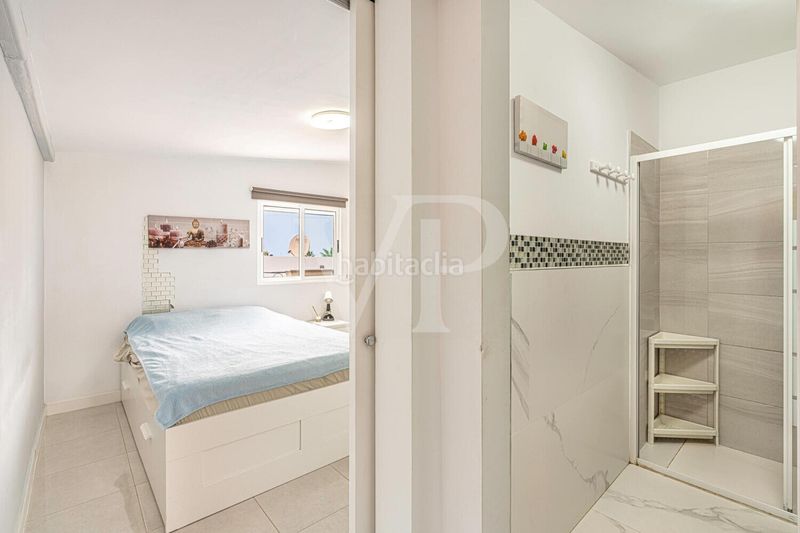 Foto aca585aa-3d1d-414a-bef0-04a2daac1ef8. Casa amb aparcament a San Eugenio Alto Adeje