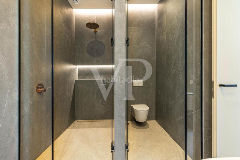 Foto bc6b8bd4-055f-42fd-a743-2380ba33ad58. Casa amb aparcament a Guía de Isora interior Guía de Isora