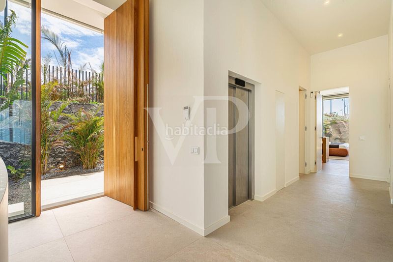 Foto c8a3a813-2d58-473a-9b85-1fe42a483151. Casa amb aparcament a Guía de Isora interior Guía de Isora