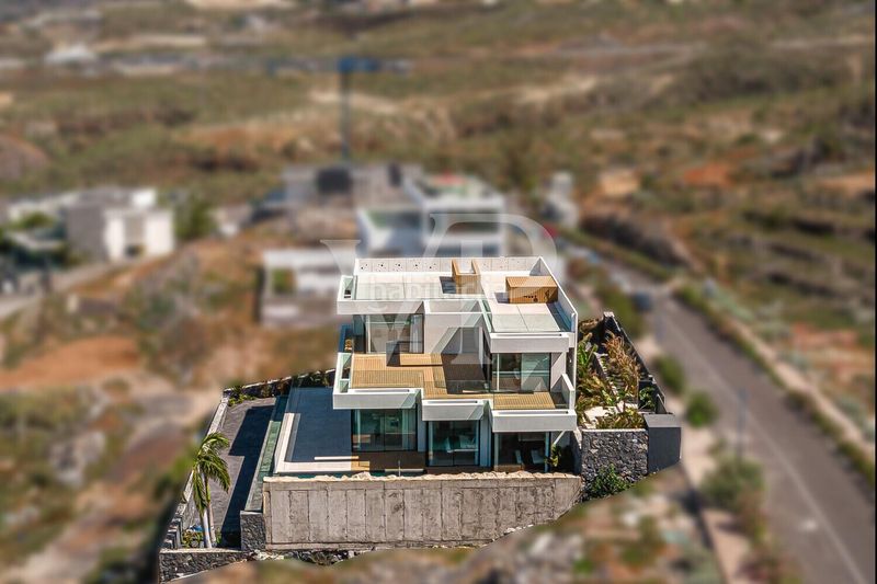 Foto db327d3c-7496-4680-aae0-082001444c68. Casa amb aparcament a Guía de Isora interior Guía de Isora