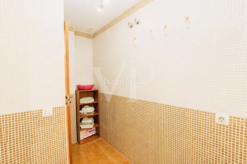 Foto eeb1bc39-f121-41b3-be6b-5dd74c337e7f. Planta baixa amb aparcament a Casco Urbano Adeje