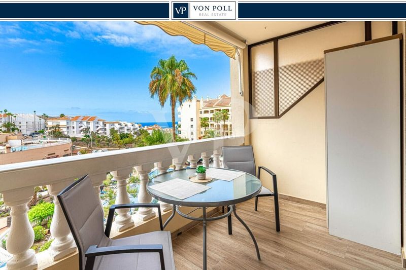 Foto 9d8f5760-dd9a-4510-ab7d-a145170dd649. Apartament a Los Cristianos Arona