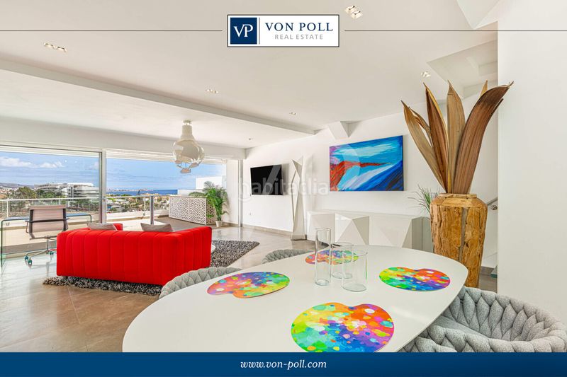 Foto 5db64e32-1445-4856-8125-f6e1877aecf7. Àtic amb aparcament a La Caleta Adeje