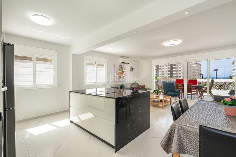 Foto 53a0b772-962a-4072-9ff8-b865dd8a59d4. Casa a Los Cristianos Arona