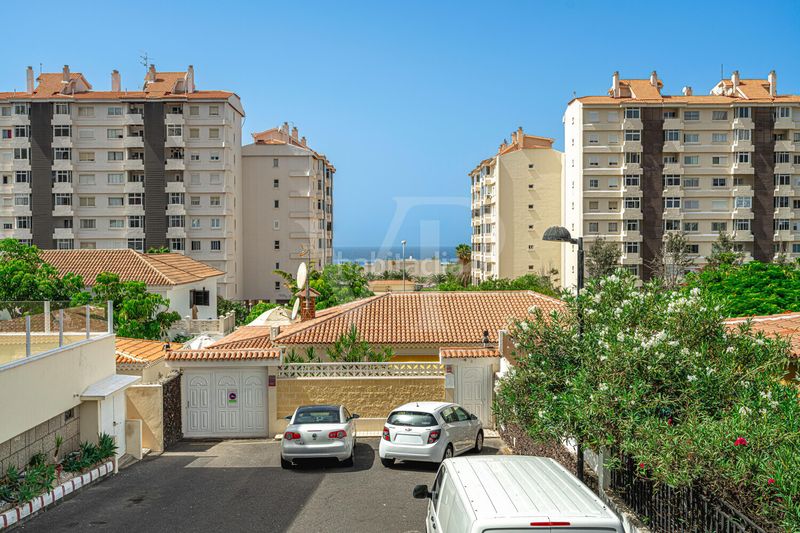 Foto 68f55729-327e-490a-8c47-fba37a5ca288. Casa a Los Cristianos Arona