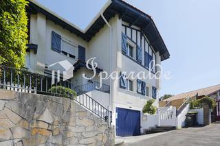 Casa en Hendaye. Hendaia  casa adosada de 3 dormitorios con impresionantes vistas